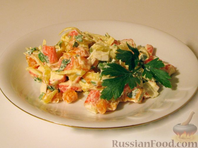 Рецепт Салат с крабовыми палочками и вареной морковью