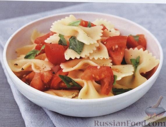 Рецепт Паста фарфалле (макароны-бантики) с помидорами и базиликом