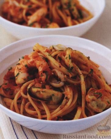 Рецепт Паста (макароны) с морепродуктами и томатами