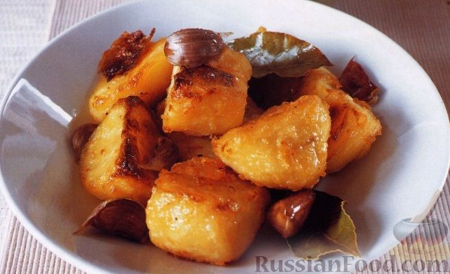 Рецепт Картофель, жаренный в духовке с чесноком