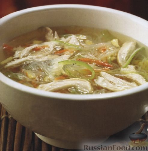 Рецепт Овощной суп с рисовой лапшой и куриным филе