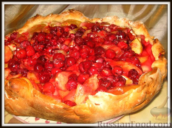 Рецепт Открытый пирог с яблоками и вишнями