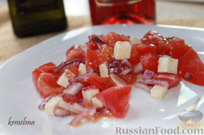 Рецепт Салат с помидорами и брынзой