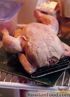 Фото приготовления рецепта: Куриные грудки под соусом из крыжовника и смородины - шаг №9