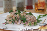 Фото к рецепту: Салат с белой фасолью и тунцом (вариант 2)