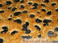 Фото к рецепту: Фокачча с маслинами