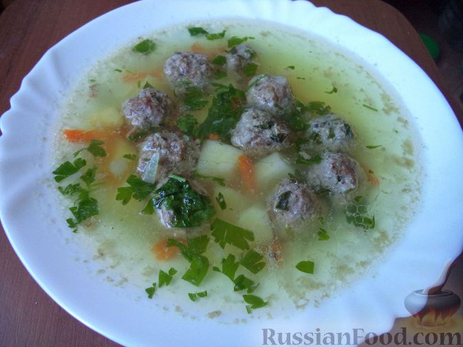 Рецепт картофельного суп-пюре с фрикадельками и томленым луком: