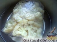 Фото приготовления рецепта: Капуста цветная в кляре замороженная - шаг №7
