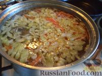 Фото приготовления рецепта: Суп картофельный с мясными фрикадельками - шаг №6