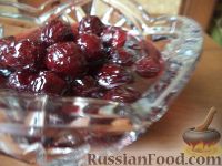 Фото к рецепту: Варенье из вишни с косточками «Простецкое»