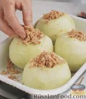Фото приготовления рецепта: Печеные яблоки, фаршированные орехами - шаг №2