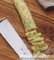 Фото приготовления рецепта: Квашеная капуста, тушенная с фасолью и солёным огурцом - шаг №5