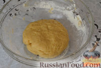 Фото приготовления рецепта: Пирог с творожной начинкой и помидорами - шаг №3