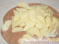 Фото приготовления рецепта: Картофель, тушеный с баклажанами и кабачками - шаг №2