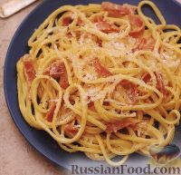 Фото к рецепту: Спагетти со сливочным соусом