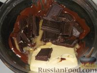 Фото приготовления рецепта: Самый простой шоколадный кекс - шаг №3