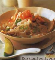 Фото к рецепту: Тайский свиной суп с креветками