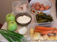 Фото приготовления рецепта: Мясной салат с яблоками - шаг №1