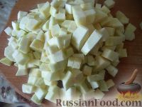 Фото приготовления рецепта: Рагу из кабачков и баклажанов - шаг №3