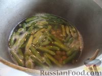 Фото приготовления рецепта: Рагу из кабачков и баклажанов - шаг №8