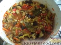 Фото приготовления рецепта: Рагу из кабачков и баклажанов - шаг №13