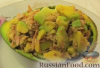 Фото приготовления рецепта: Салат с тунцом и авокадо - шаг №6