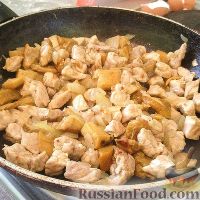 Фото приготовления рецепта: Манты с мясом и грибами - шаг №6