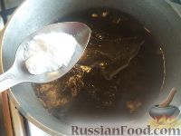 Фото приготовления рецепта: Перловая каша с маслом - шаг №5
