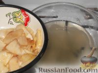 Фото приготовления рецепта: Варенье из груш с лимоном - шаг №4