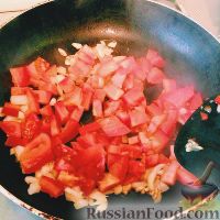 Фото приготовления рецепта: Скумбрия, запечённая с картофелем, грибами и сыром - шаг №9