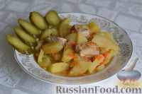 Фото к рецепту: Картофель, тушенный с рёбрышками в мультиварке