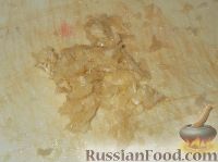 Фото приготовления рецепта: Гренки с чесночным соусом - шаг №2