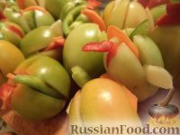 Фото приготовления рецепта: «Цветочки» из зеленых помидоров - шаг №6