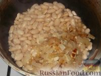 Фото приготовления рецепта: Фасоль в томатном соусе - шаг №7