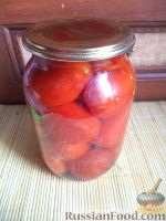 Фото приготовления рецепта: Маринованные помидоры с чесноком - шаг №5