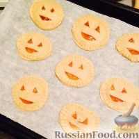 Фото приготовления рецепта: Печенье на Хэллоуин "Фонарь Джека" - шаг №8