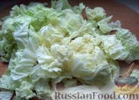Фото приготовления рецепта: Салат из пекинской капусты с кукурузой - шаг №1