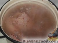 Фото приготовления рецепта: Кальмары со сметаной и чесноком - шаг №2