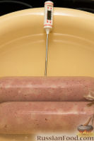 Фото приготовления рецепта: Домашняя вареная колбаса - шаг №11