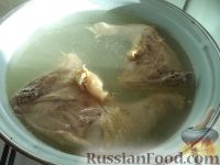 Фото приготовления рецепта: Солянка с консервированными грибами - шаг №1