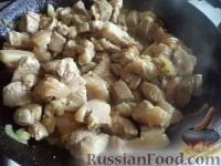 Фото приготовления рецепта: Жаркое из свинины с картошкой - шаг №4
