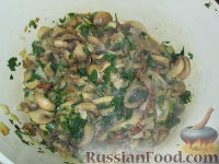 Фото приготовления рецепта: Суп-пюре из шампиньонов и картофеля - шаг №2