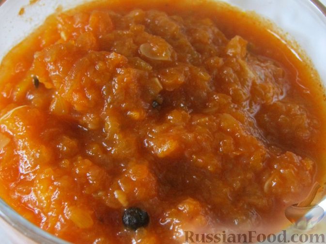 Икра из помидоров, моркови и болгарского перца на зиму: рецепт - Лайфхакер