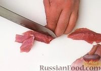 Фото приготовления рецепта: Мясо по-французски с картофелем - шаг №3