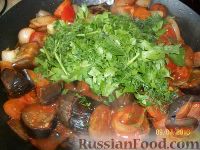 Фото приготовления рецепта: "Призрак баклажана" (тушеные баклажаны с другими овощами) - шаг №17