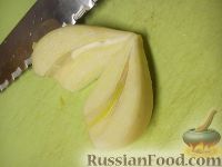 Фото приготовления рецепта: Утка, фаршированная яблоками - шаг №3
