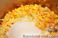Фото приготовления рецепта: Тыквенное варенье с мандаринами (вариант с имбирем и лимоном) - шаг №4
