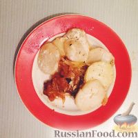 Фото к рецепту: Мясо с картофелем в духовке "Без заморочек"