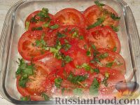 Фото приготовления рецепта: Минтай, запеченный с помидорами и сыром - шаг №7
