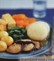 Фото к рецепту: Тайское овощное рагу с грибами и тофу